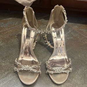 Badgley Mischka 3.5” wedge heels, 9M.